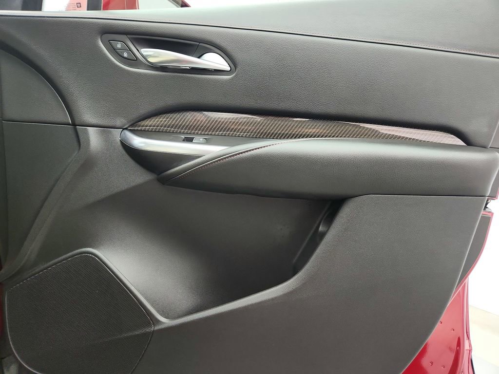 Used 2019 Cadillac XT4 Sport image 32