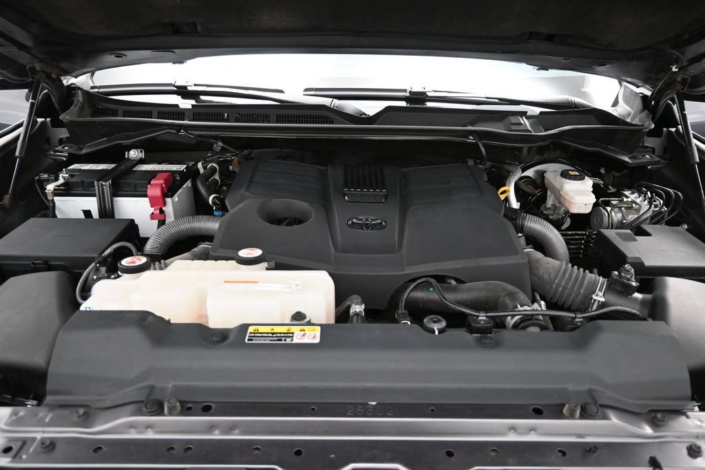 Used 2023 Toyota Tundra Platinum AWD/4WD image 22