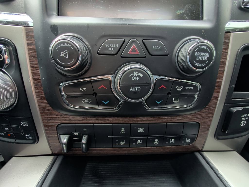 Used 2016 RAM 1500 Laramie w/ Convenience Group AWD/4WD image 20