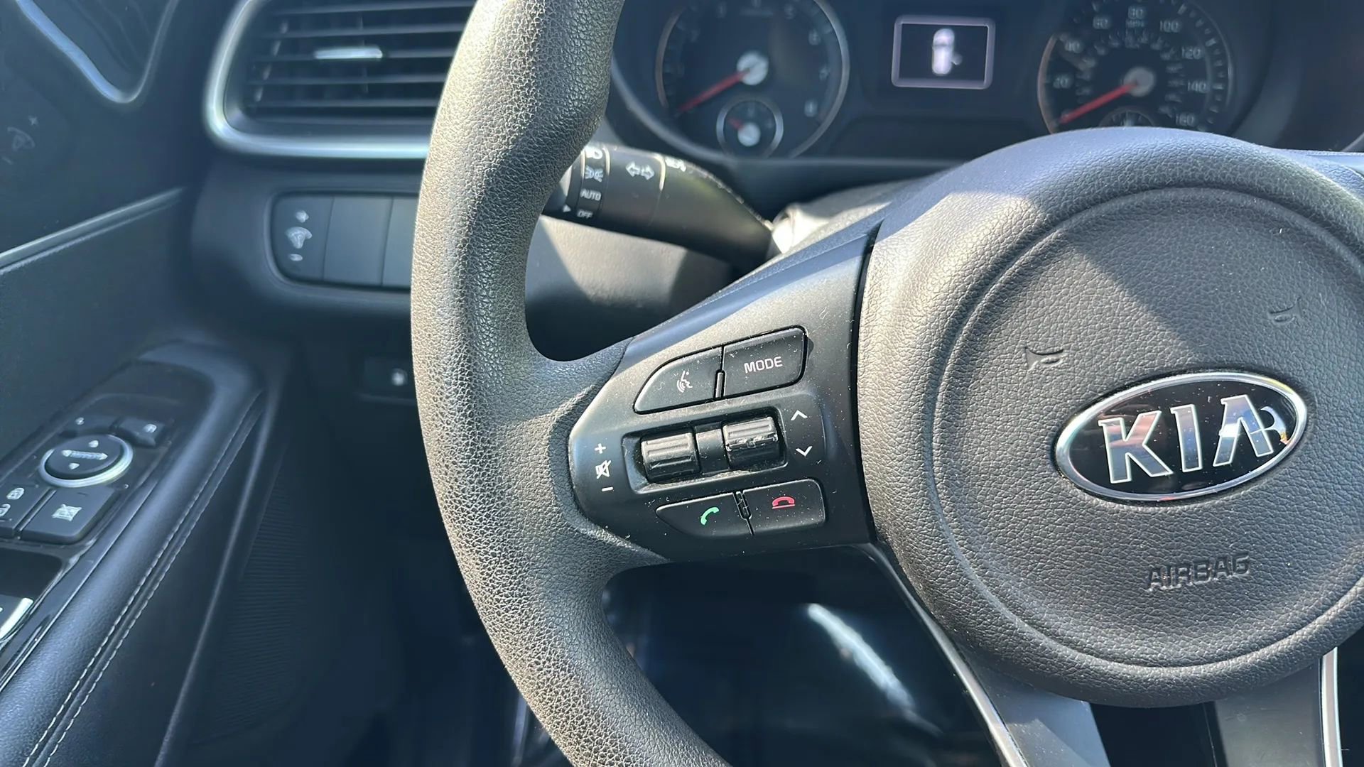 Used 2016 Kia Sorento LX image 30