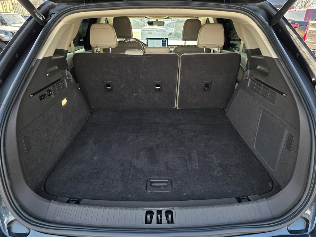 Used 2021 Lincoln Nautilus FWD w/ Equipment Group 101A image 17