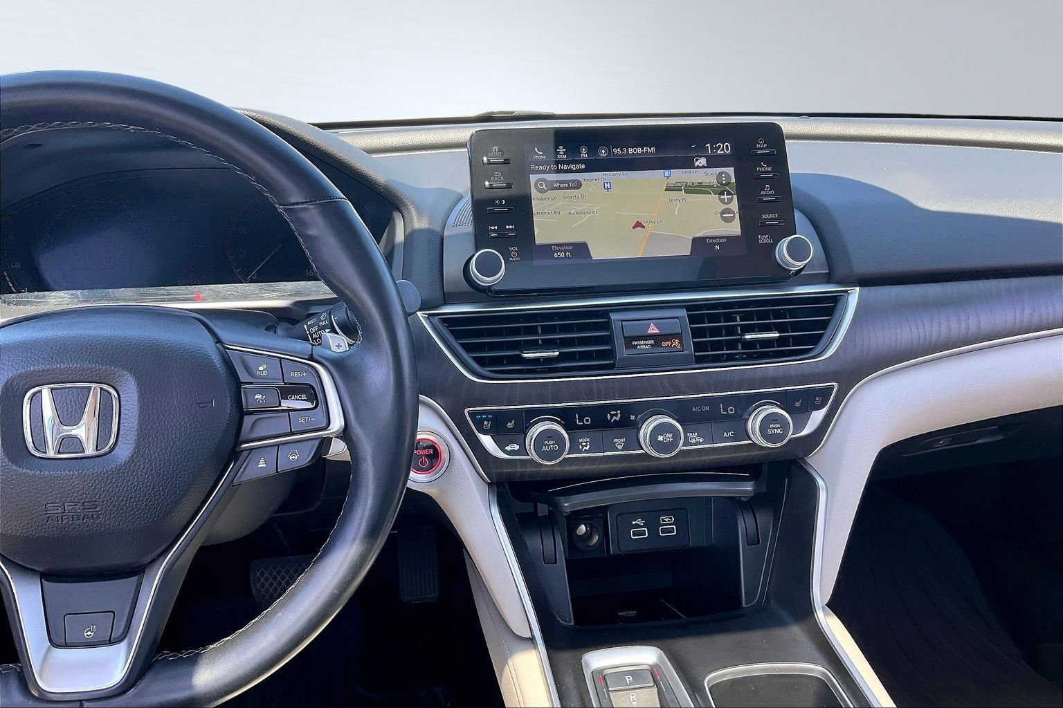 Used 2022 Honda Accord Touring image 6