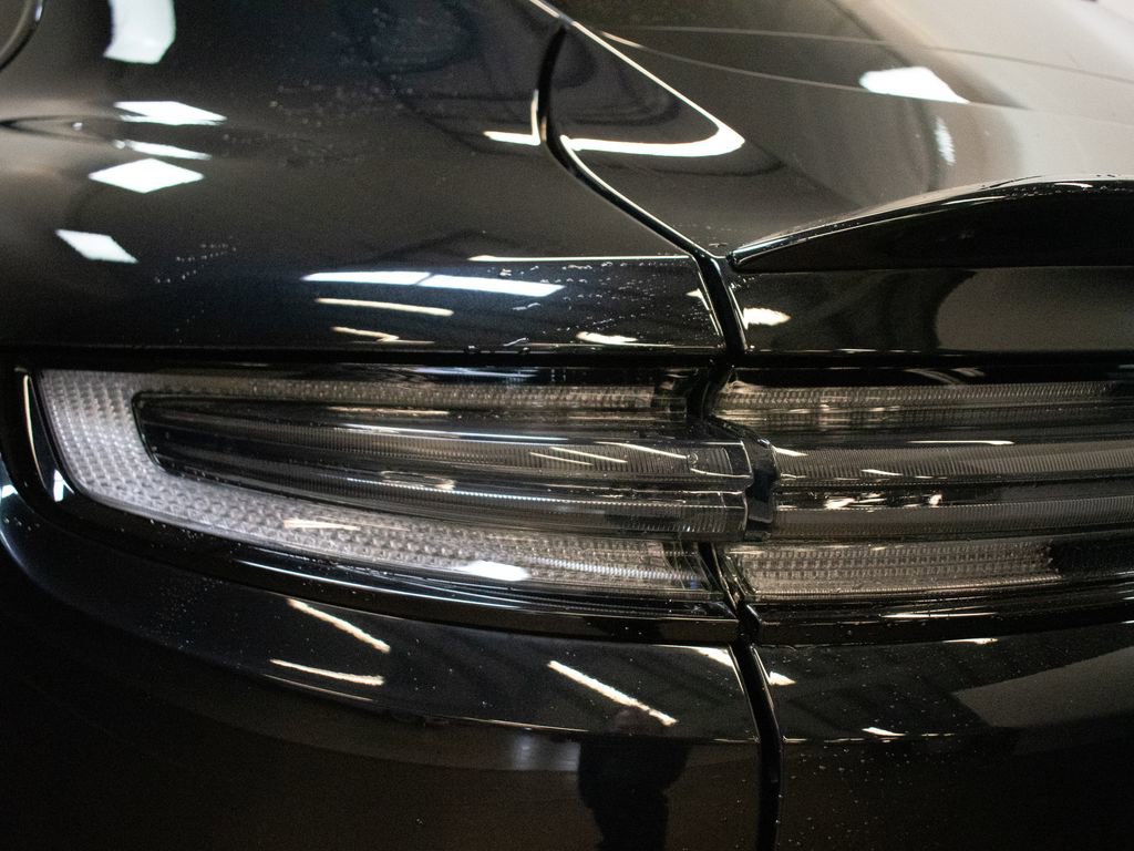 Certified 2025 Porsche Cayenne Turbo image 12