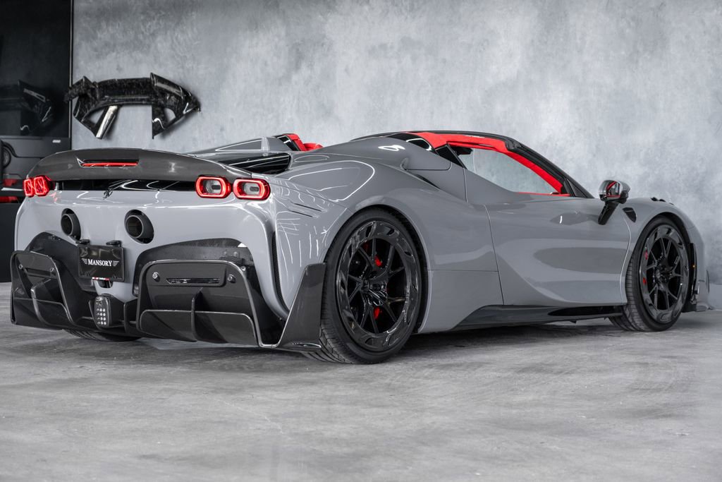 Used 2022 Ferrari SF90 Spider AWD/4WD image 22