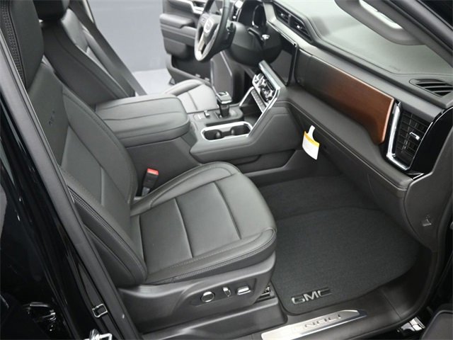 New 2026 GMC Sierra 1500 Denali w/ Denali Reserve Package image 17