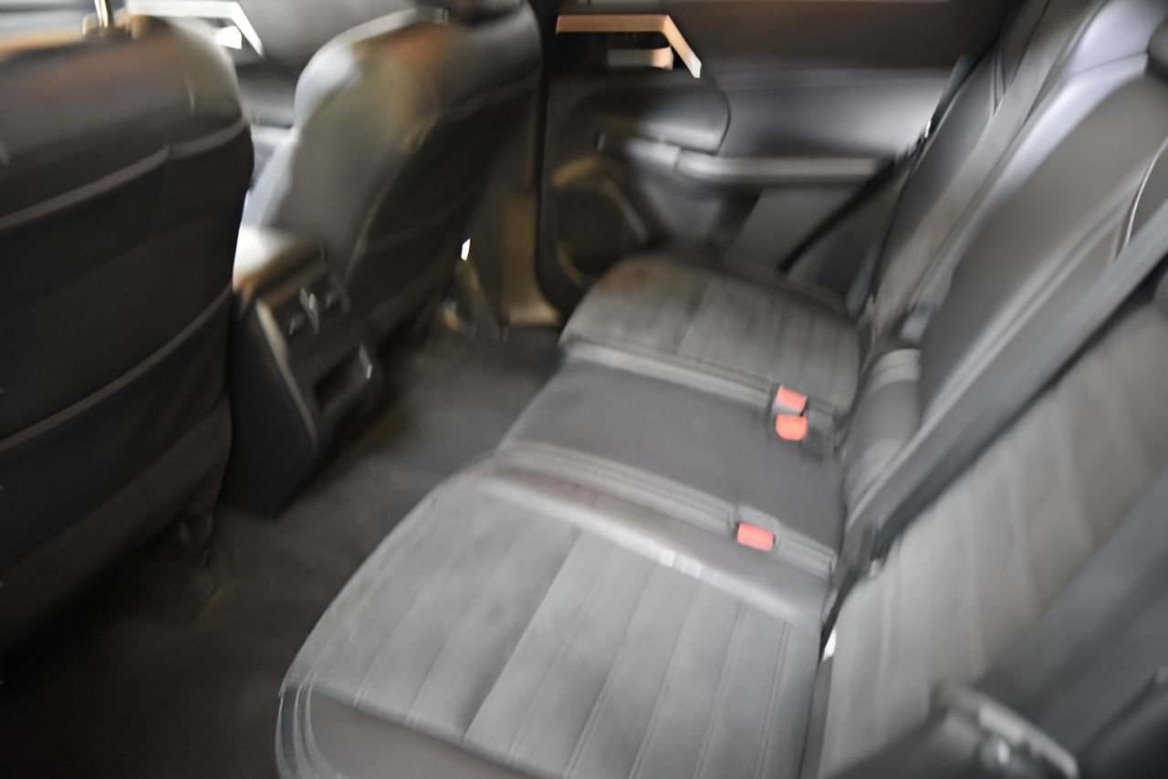 Used 2024 Mitsubishi Outlander SE FWD image 32