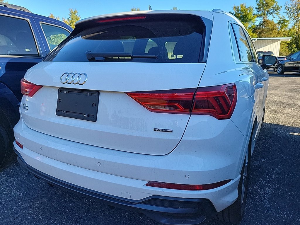 Used 2020 Audi Q3 2.0T Premium w/ Convenience Package AWD/4WD image 6
