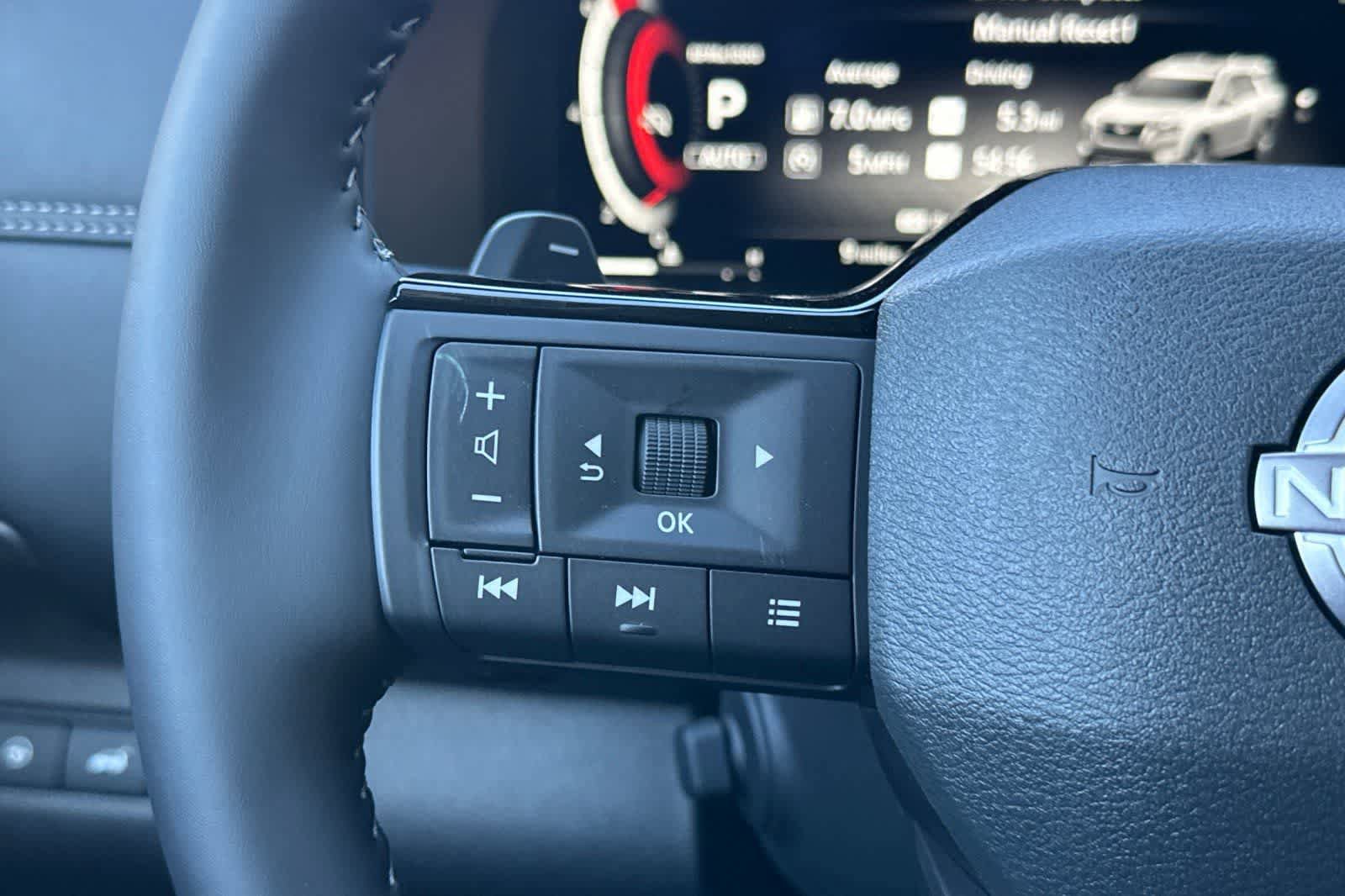 New 2026 Nissan Pathfinder Platinum image 31