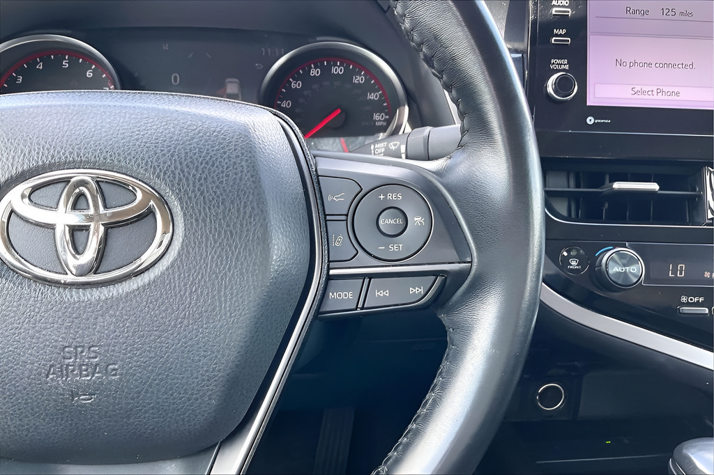 Used 2023 Toyota Camry XSE FWD image 11