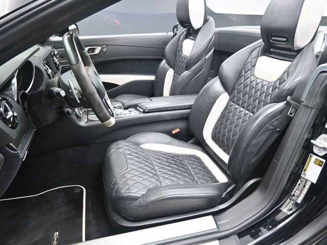 Used 2015 Mercedes-Benz SL 63 AMG image 18