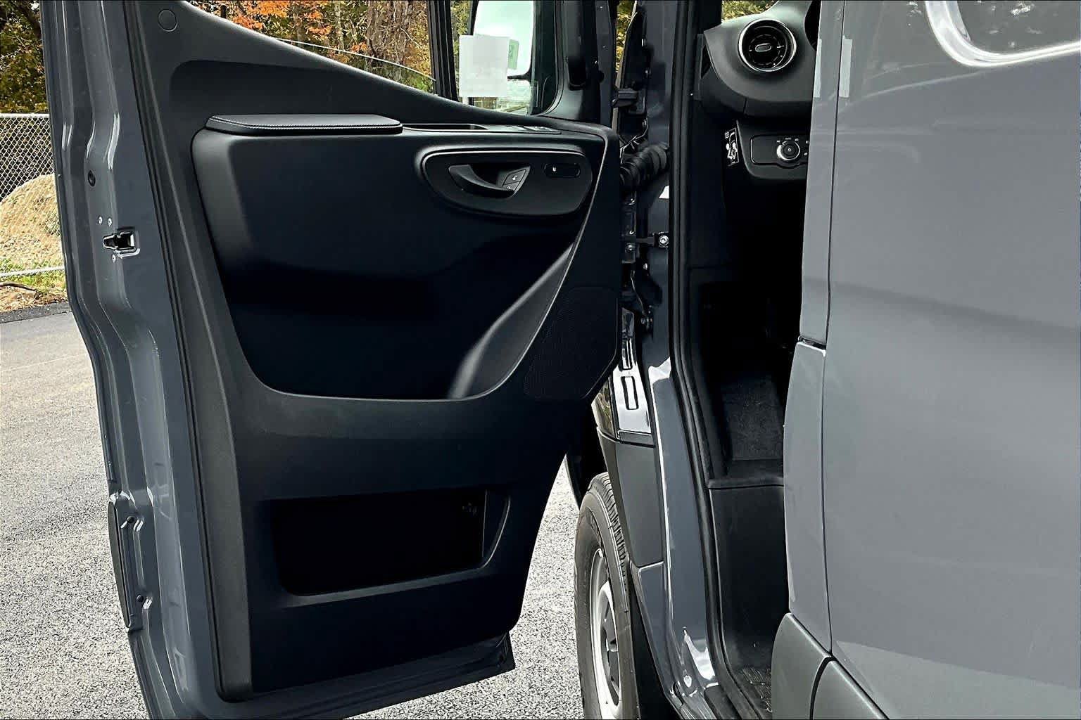 New 2026 Mercedes-Benz Sprinter 2500 image 11