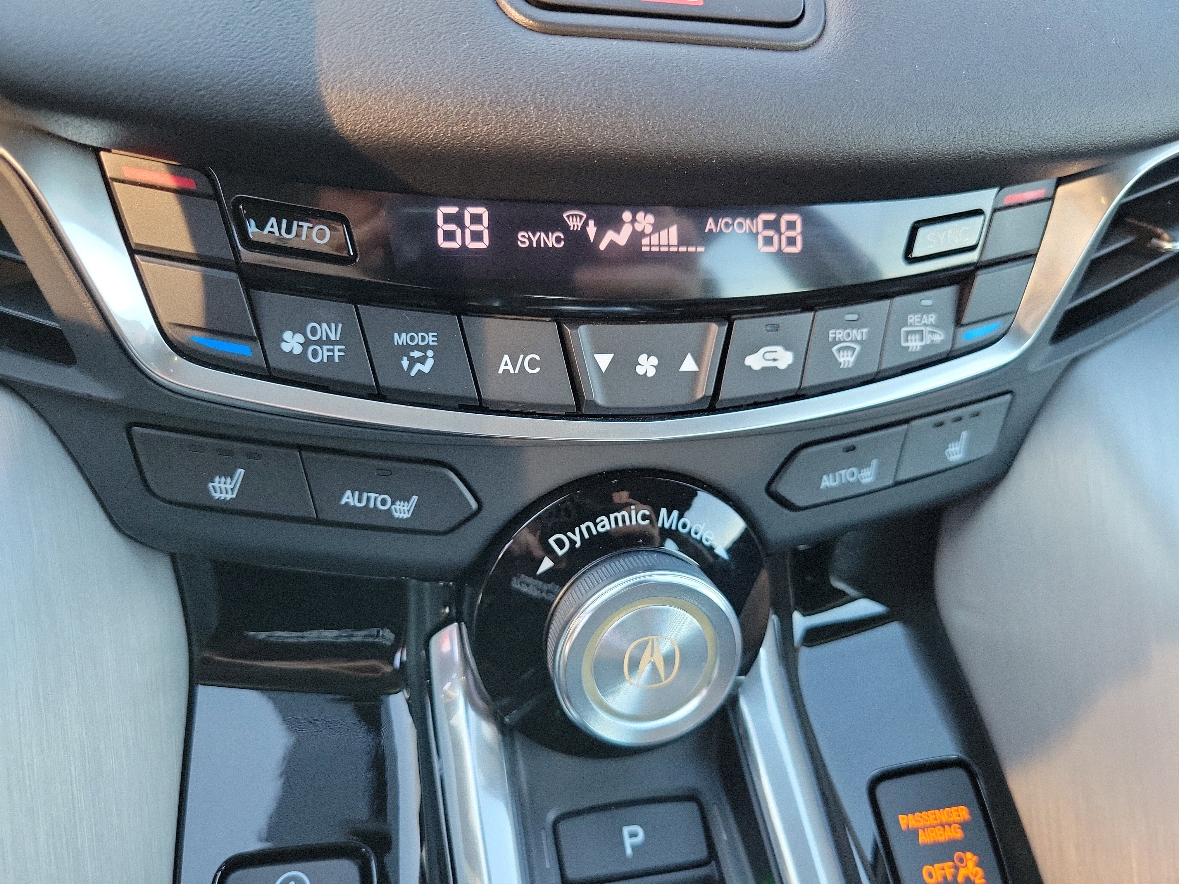 Used 2025 Acura TLX w/ Technology Package image 17