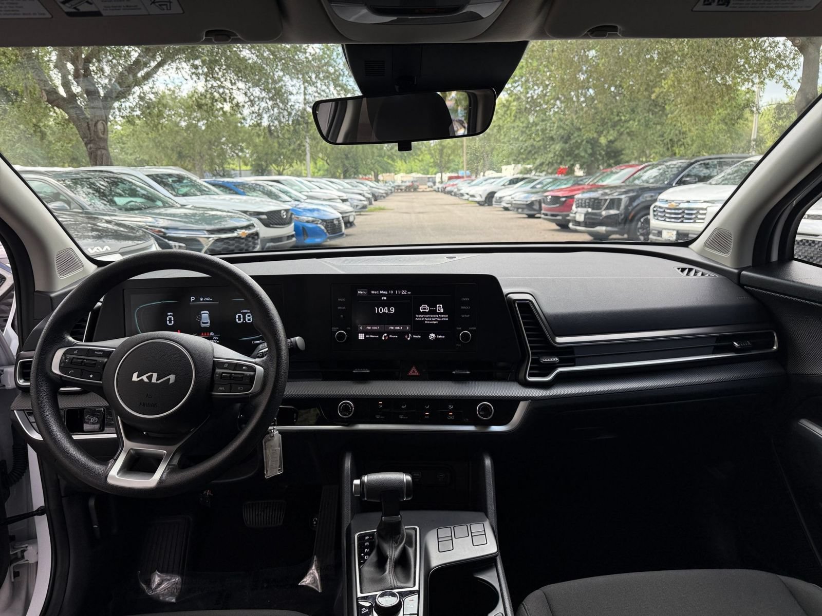 Used 2025 Kia Sportage LX FWD image 30