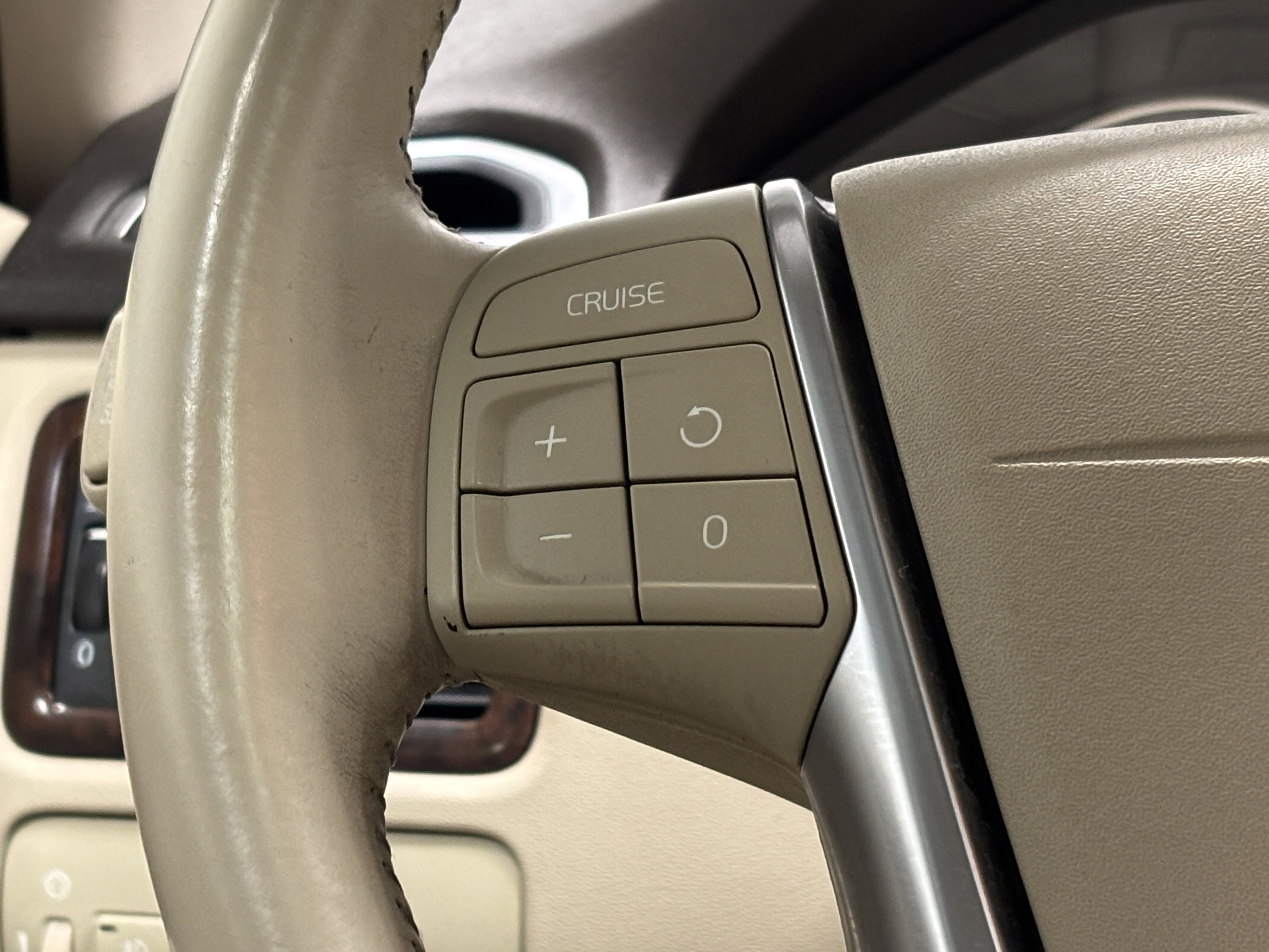 Used 2012 Volvo S80 3.2 image 18