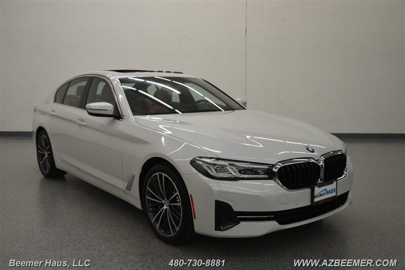 Used 2023 BMW 530i w/ Premium Package RWD image 7