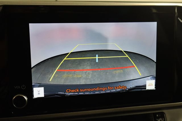 Used 2025 Toyota Camry SE w/ Convenience Package FWD image 38