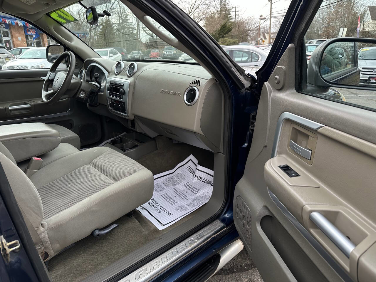 Used 2006 Mitsubishi Raider DuroCross image 11