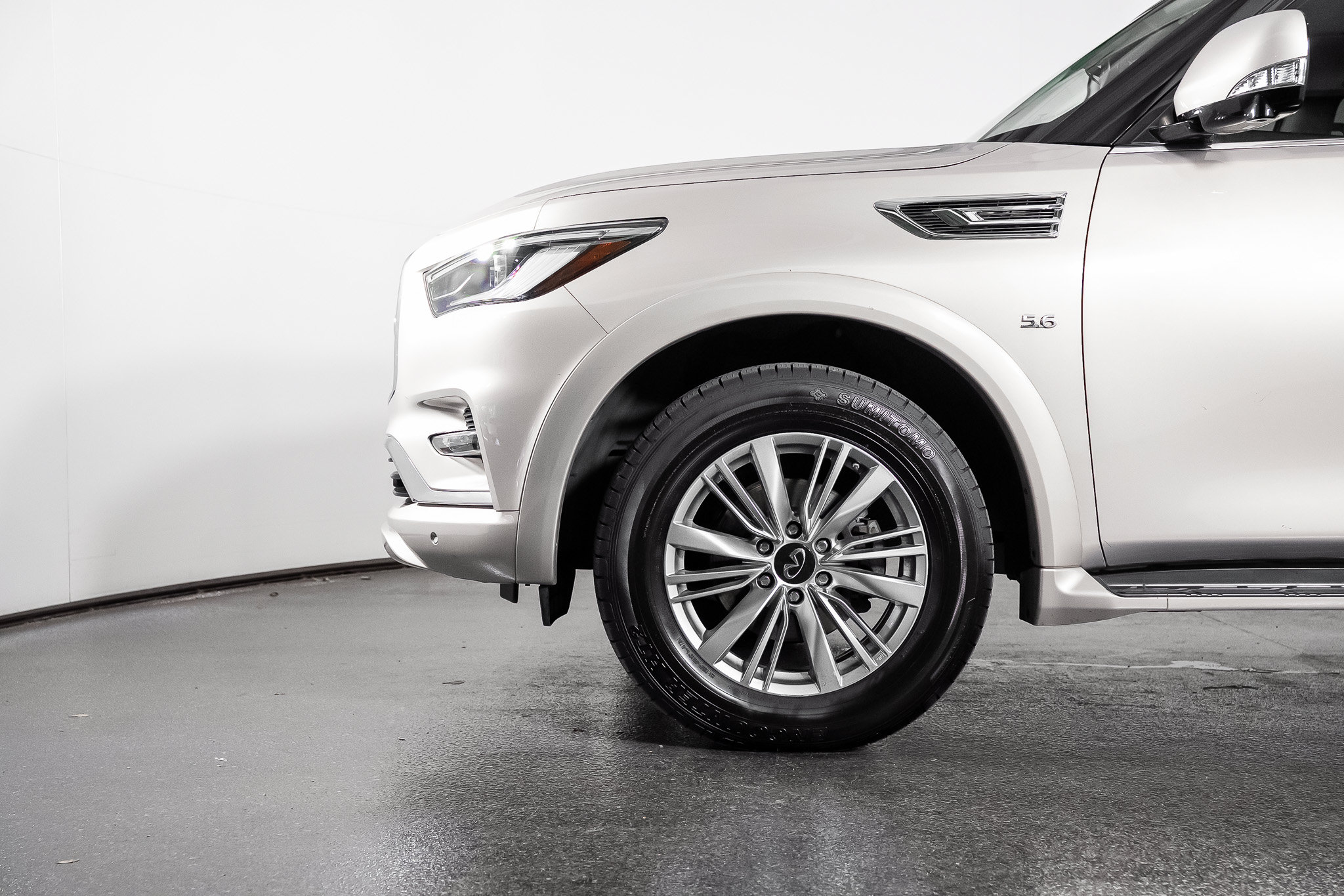 Used 2019 INFINITI QX80 Luxe w/ Proassist Package RWD image 14