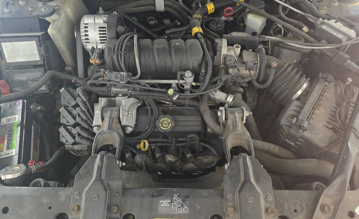 Used 2002 Chevrolet Monte Carlo SS w/ Preferred Equipment Group FWD image 9