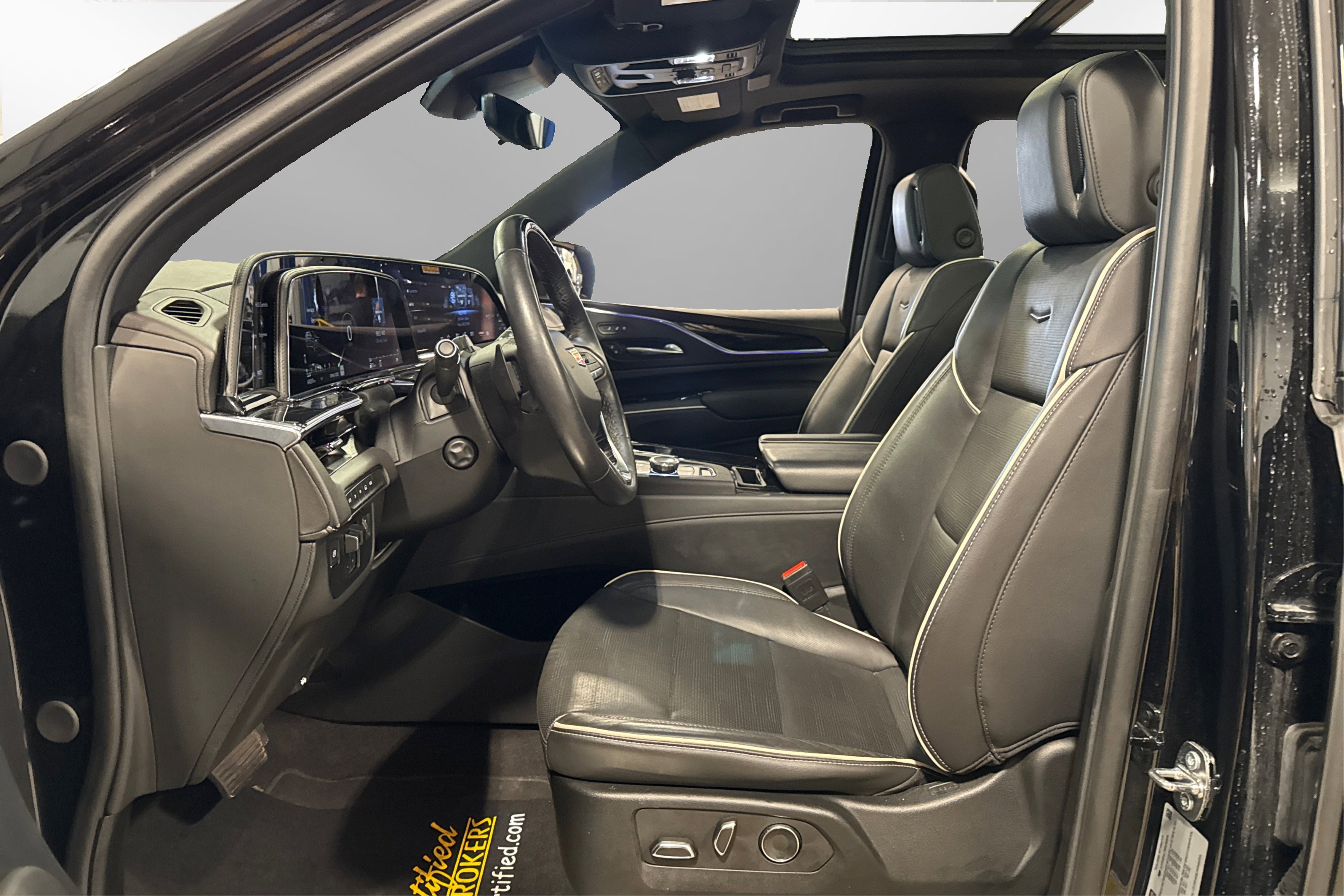 Used 2024 Cadillac Escalade Sport image 19