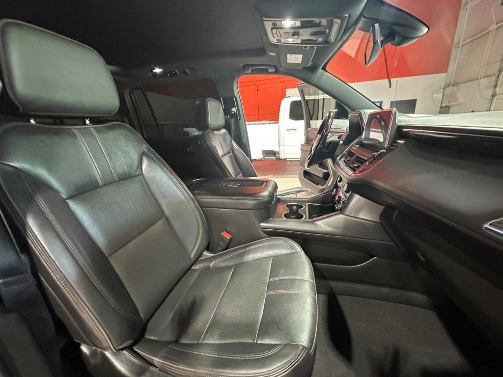 Used 2021 Chevrolet Suburban RST AWD/4WD image 21