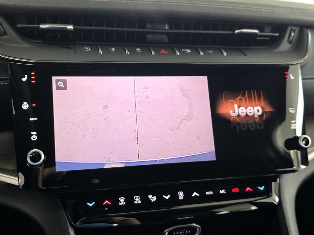 New 2026 Jeep Grand Cherokee Limited w/ Limited Altitude Package RWD image 18
