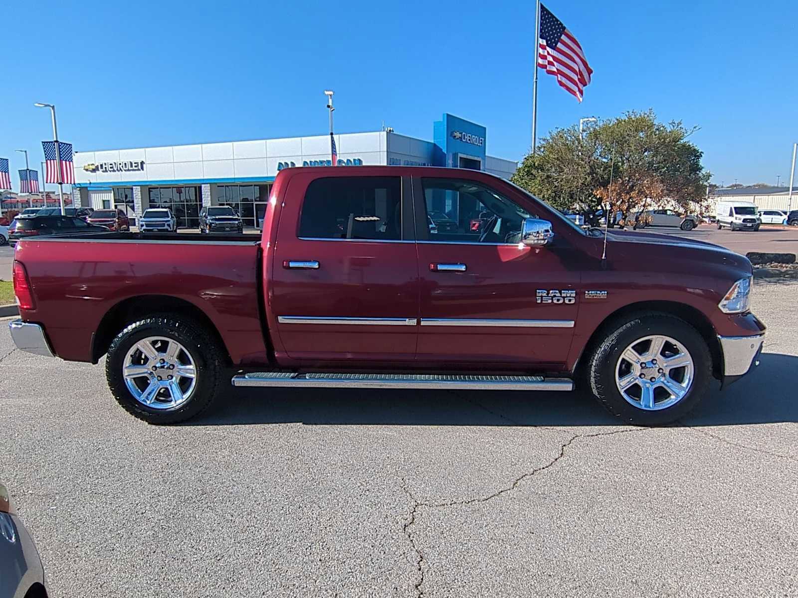 Used 2018 RAM 1500 Lone Star image 9