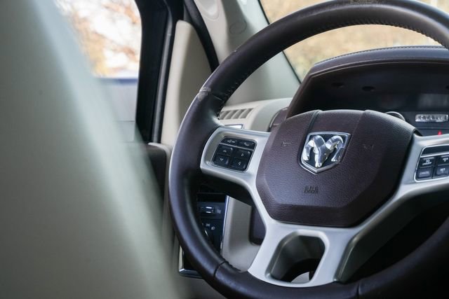 Used 2015 RAM 3500 Laramie RWD image 44