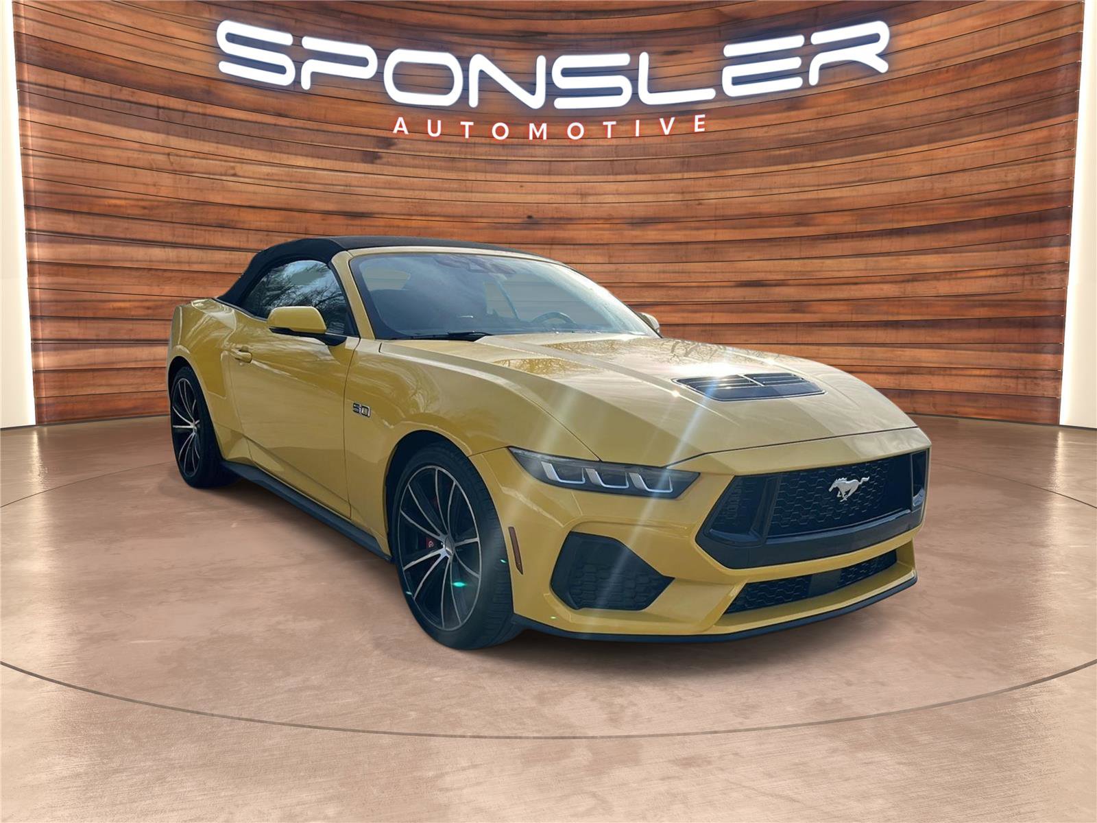 Used 2024 Ford Mustang GT Premium image 6