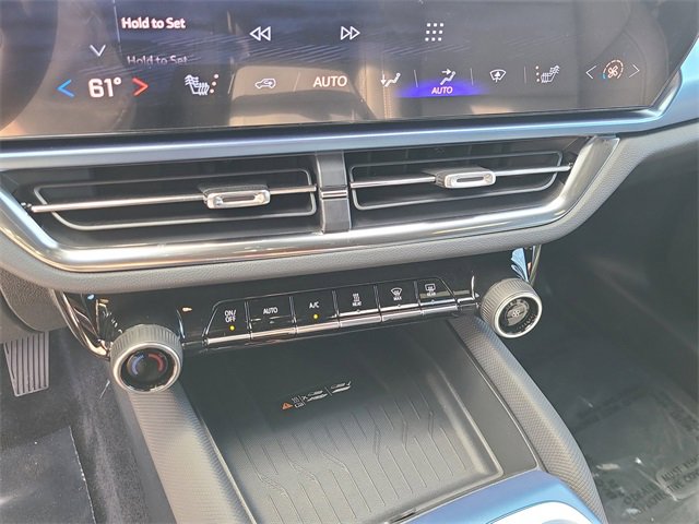 New 2026 Chevrolet Equinox EV LT image 33