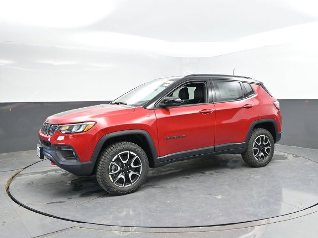 New 2026 Jeep Compass Trailhawk w/ Trailer Tow Group AWD/4WD image 6