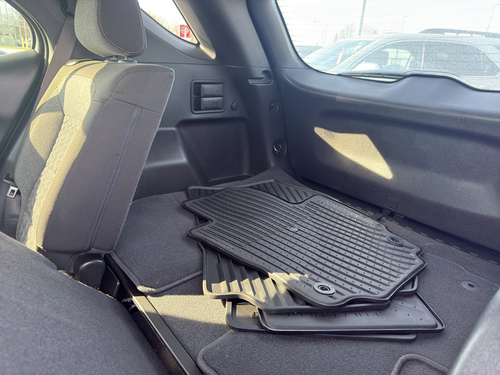 Used 2024 Chevrolet Equinox LT AWD/4WD image 34