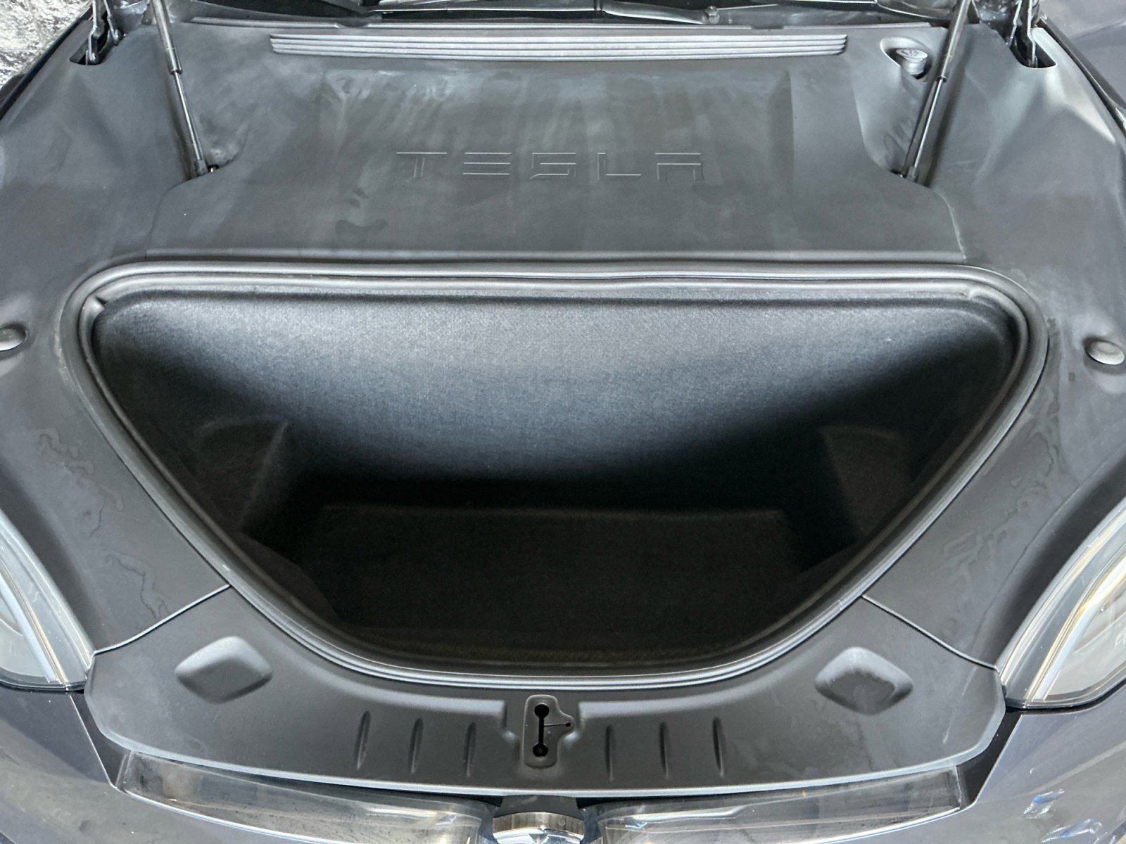 Used 2020 Tesla Model S Long Range AWD/4WD image 21