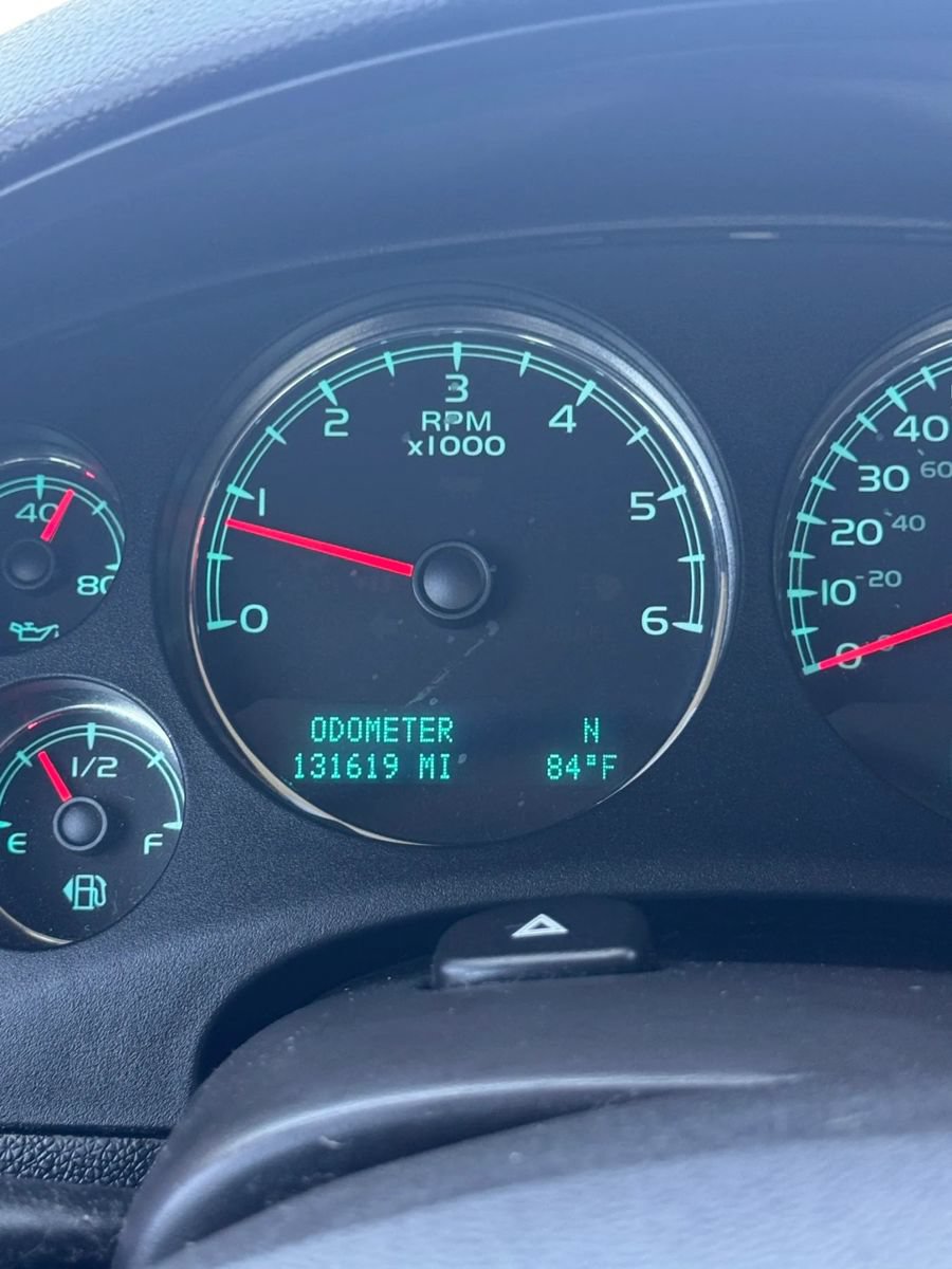 Used 2012 Chevrolet Avalanche LTZ AWD/4WD image 7
