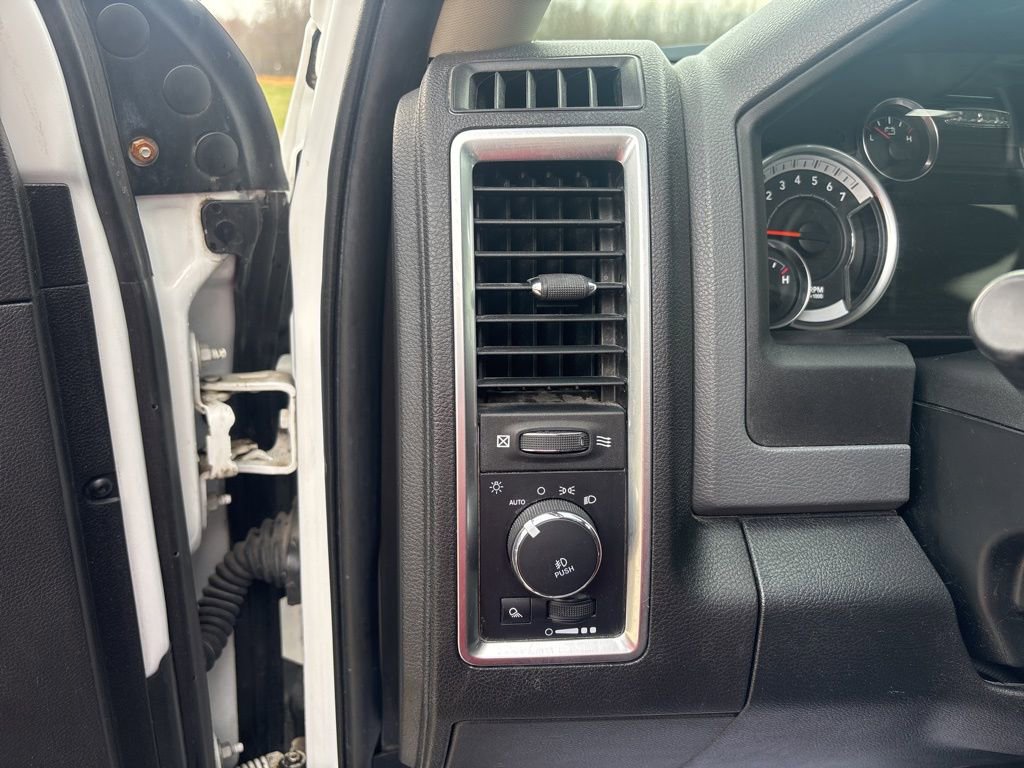 Used 2018 RAM 2500 Big Horn AWD/4WD image 17