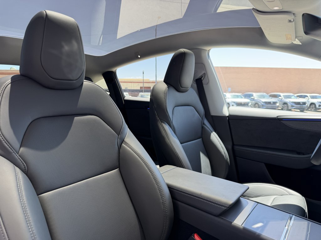 Used 2026 Tesla Model Y Long Range RWD image 47