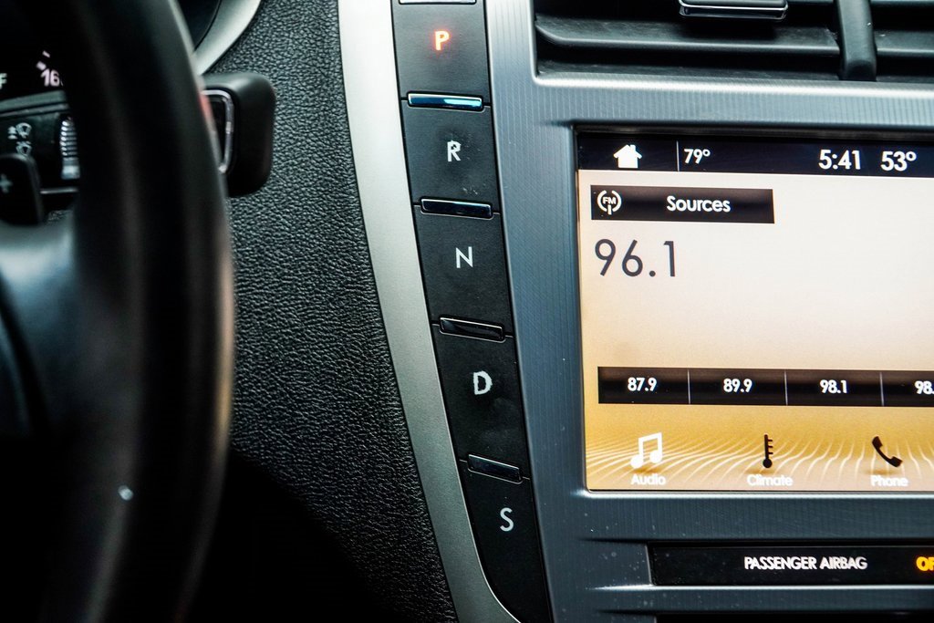 Used 2017 Lincoln MKZ Premiere image 21