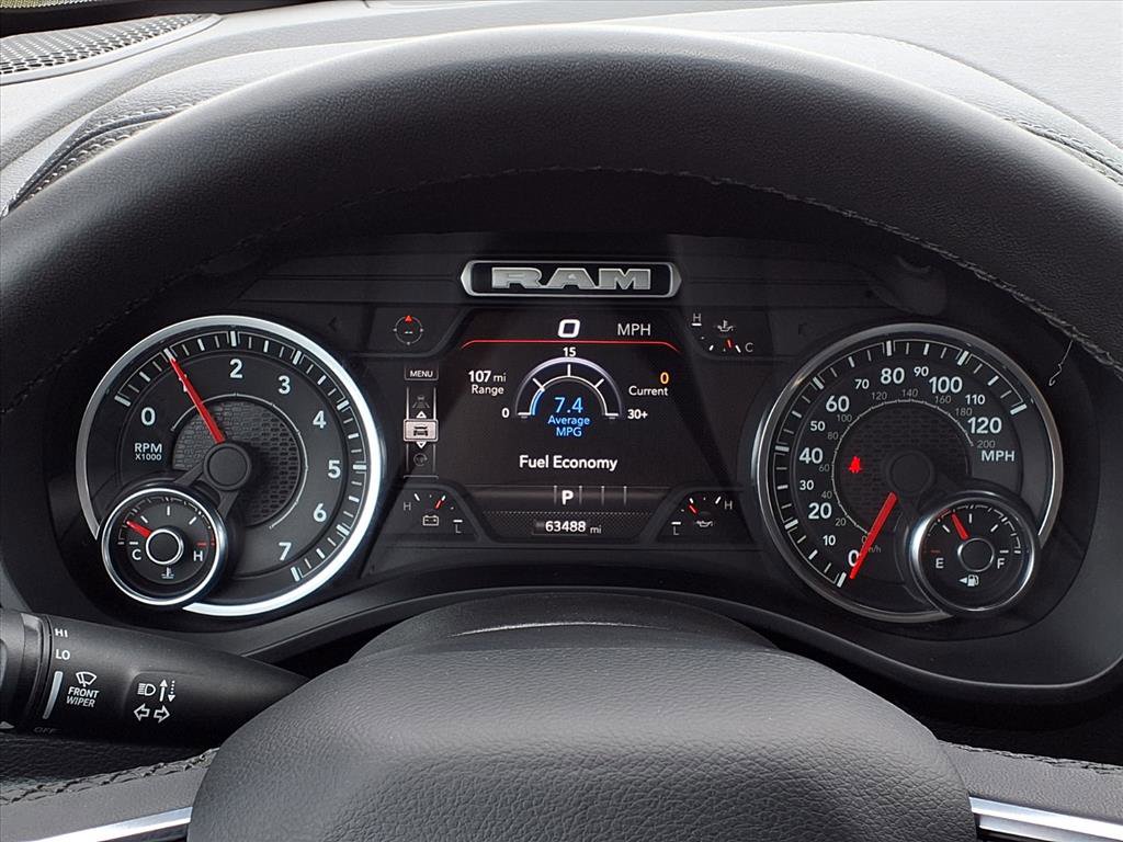 Used 2025 RAM 1500 Laramie AWD/4WD image 17