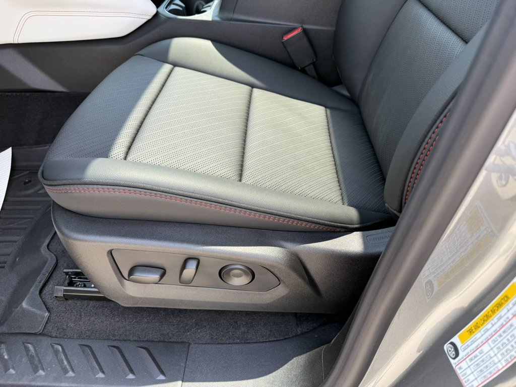 New 2026 GMC Canyon AT4X AWD/4WD image 13