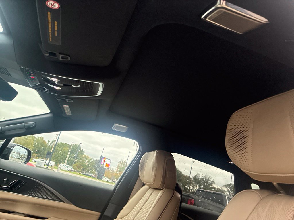 Used 2026 Cadillac Lyriq Signature Luxury w/ Nappa Leather Package AWD/4WD image 17
