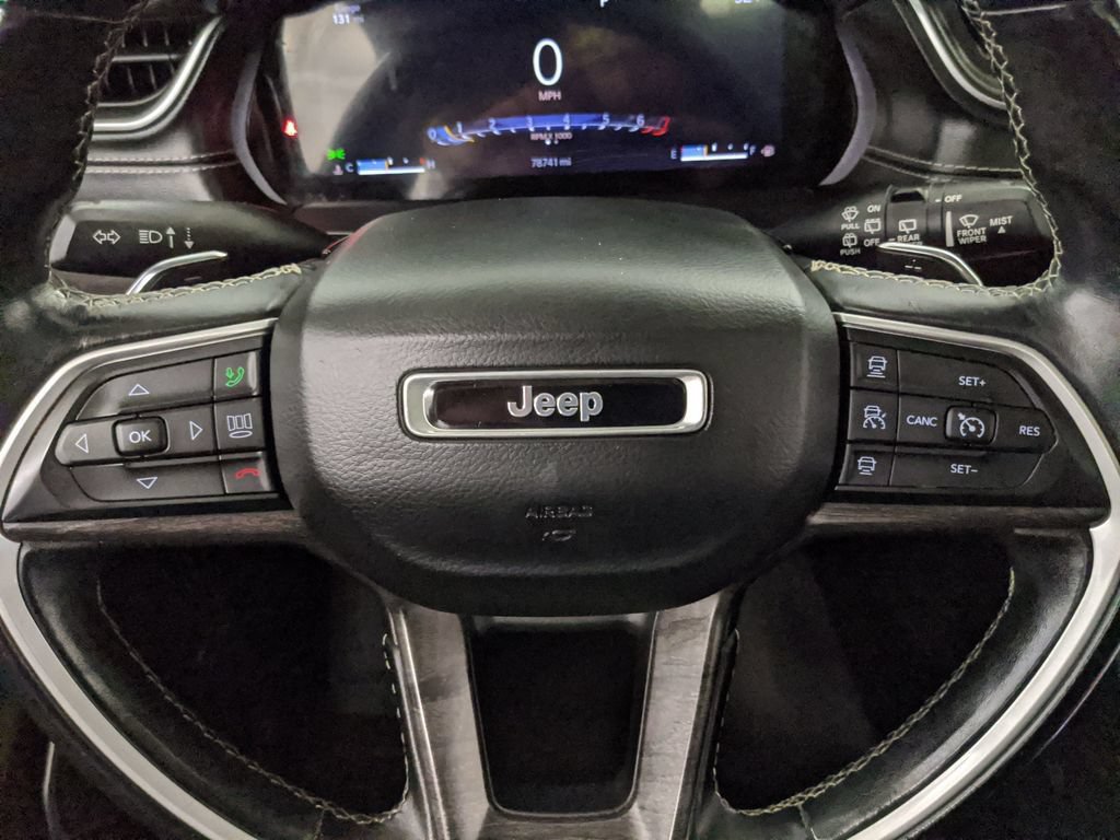 Used 2021 Jeep Grand Cherokee L Limited w/ Trailer Tow Group (B) AWD/4WD image 11