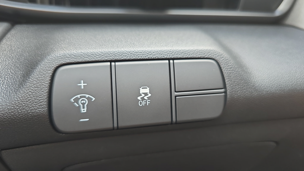 New 2026 Hyundai Elantra SEL Sport Premium FWD image 26