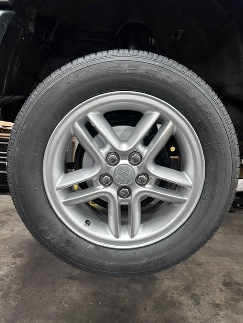 Used 2004 Land Rover Discovery SE AWD/4WD image 24
