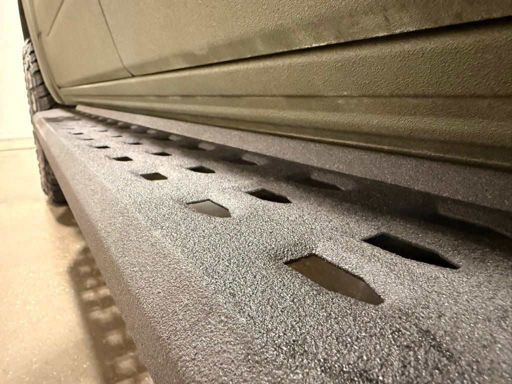 Used 2019 RAM 1500 Laramie image 12