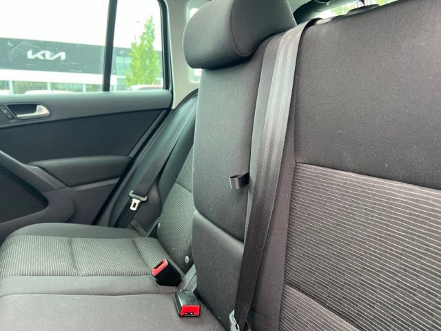 Used 2013 Volkswagen Tiguan S AWD/4WD image 27