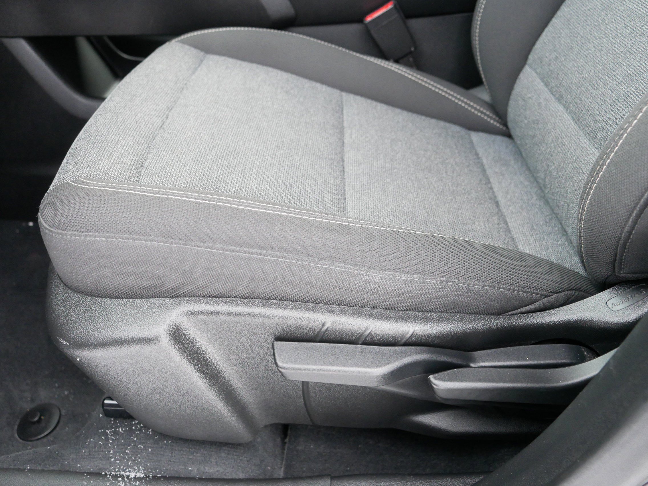 Used 2025 GMC Terrain Elevation image 20