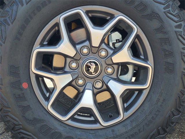 New 2025 Ford Bronco Badlands image 12