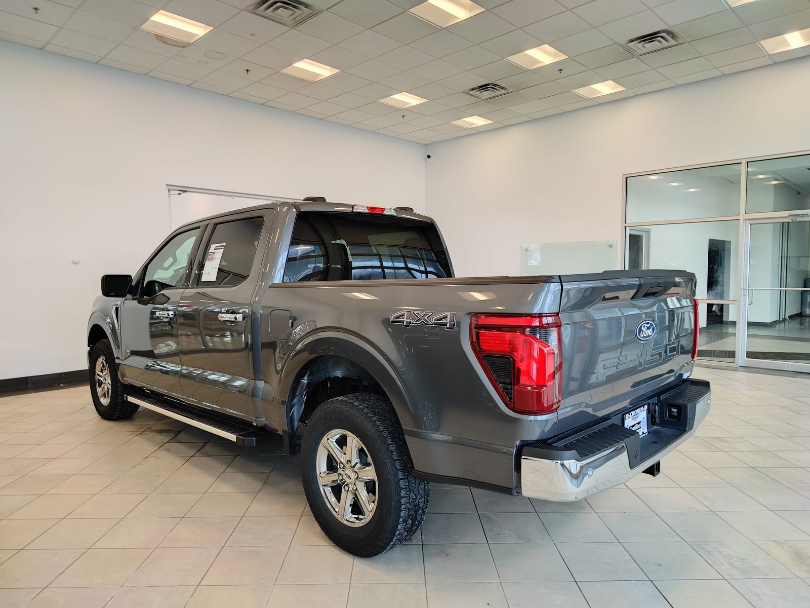 Used 2025 Ford F150 XLT w/ Equipment Group 301A Standard image 4