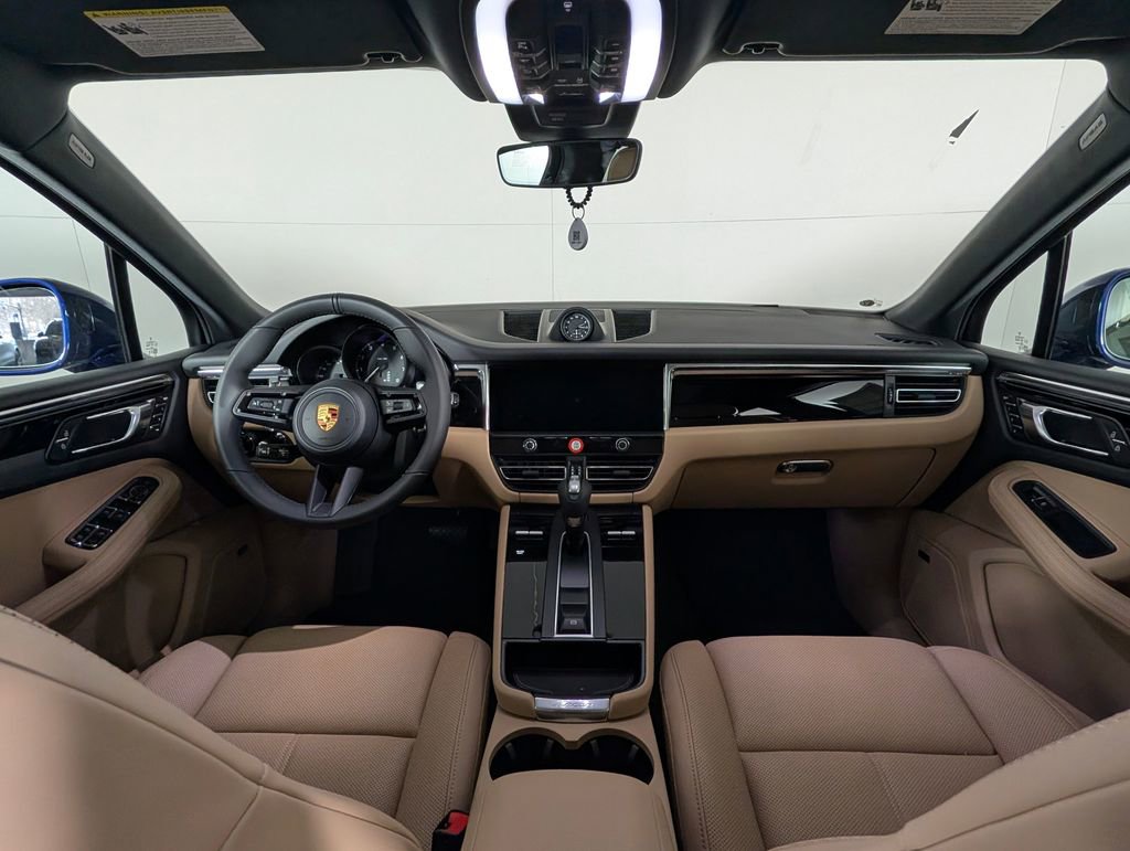 New 2026 Porsche Macan image 20