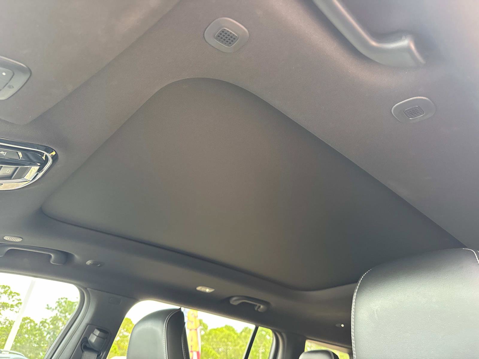 Certified 2022 Jeep Grand Cherokee L Overland image 22